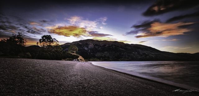 Lake Hawea Beach Sunset