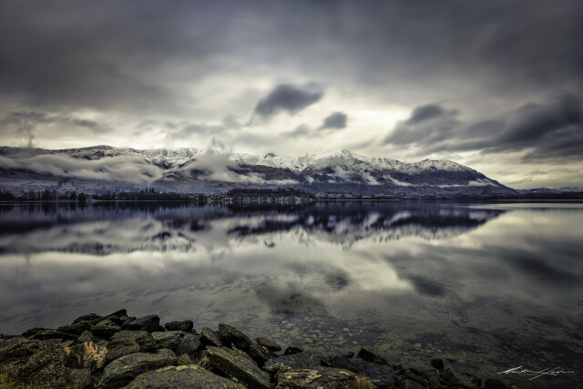 Wanaka Lake and Snowy Mountains 