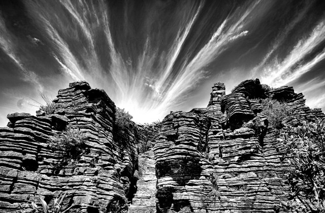 Pancake Rocks Punakaiki bw