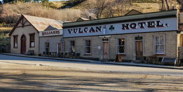 Vulcan Hotel 2