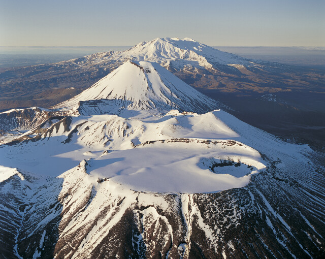 Mt Tongariro, Ngauruhoe & Ruapehu