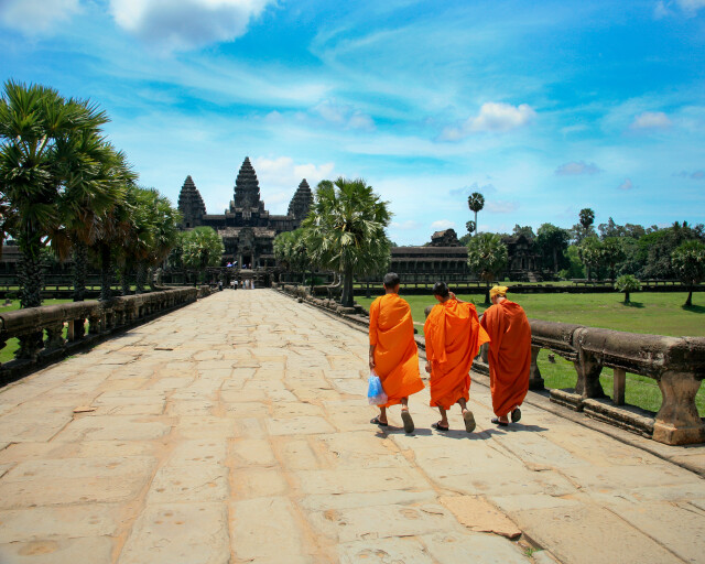 Monks at Angkor watt (colour)