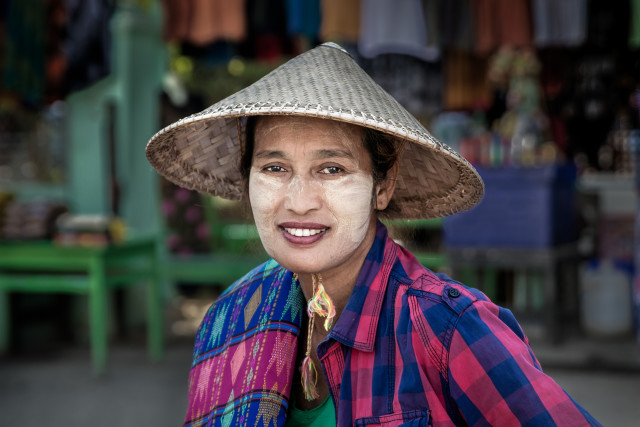 Myanmar Street Seller