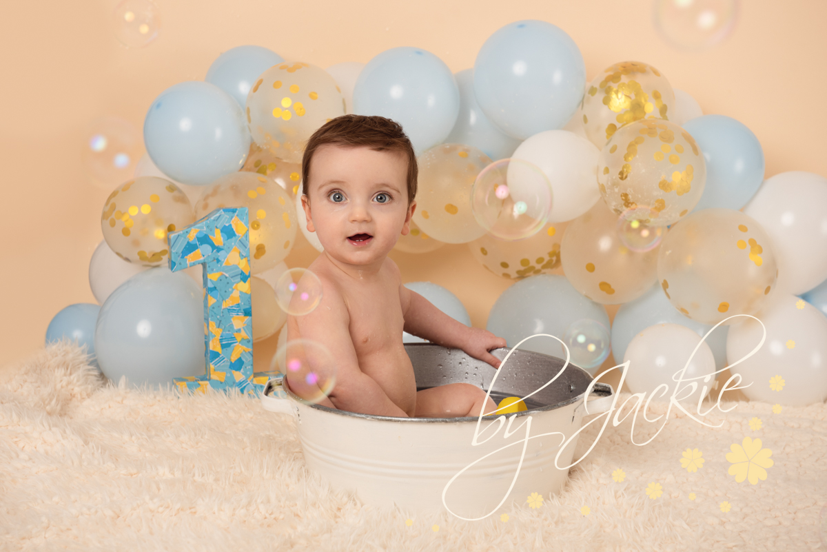 smash and splash photoshoot with babies by jackie photography leeds, york, beverley, harrogate