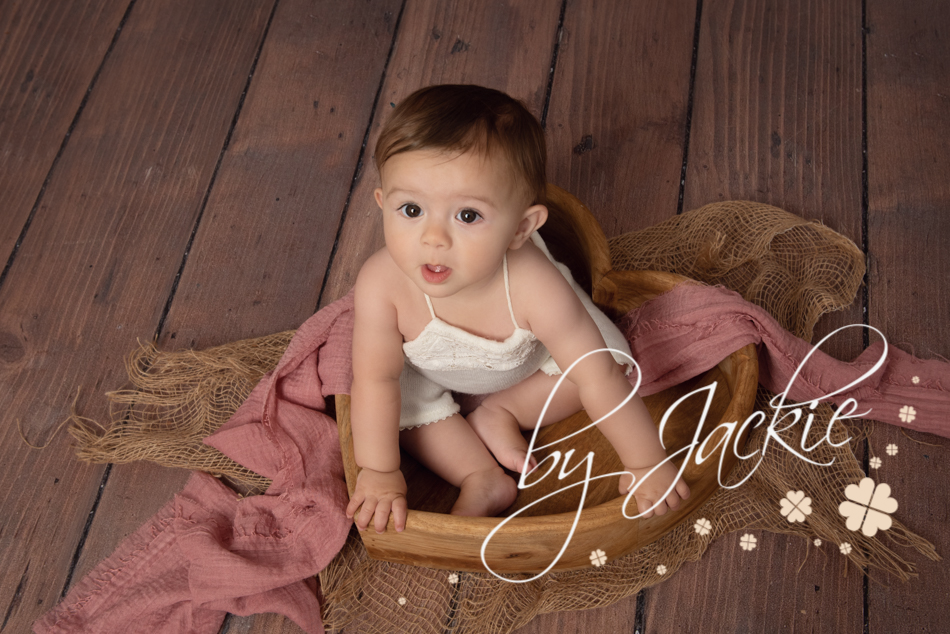 baby milestone sitter session by babies by jackie photography york leeds harrogate wetherby baby photographer