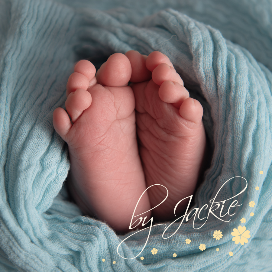 Baby feet