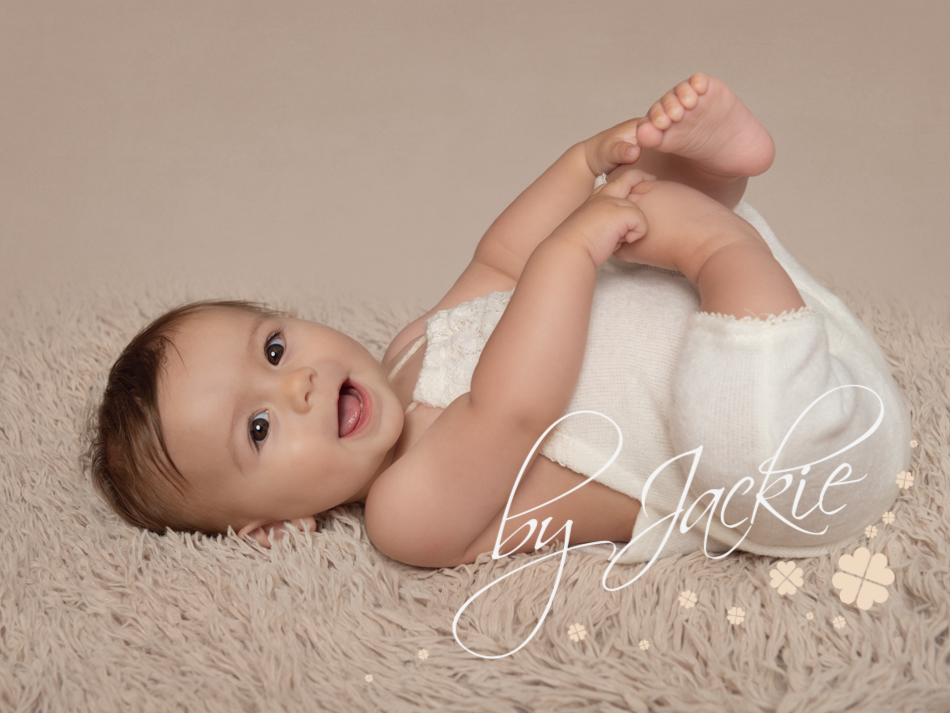 super cute baby portrait from milestone sitter photo session with babies by jackie photography, york leeds harrogate wetherby beverley baby photographer
