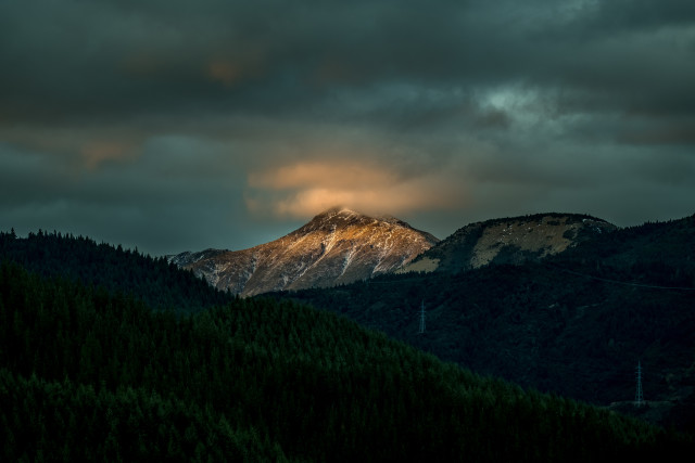 Sunset over Jollies Pass 