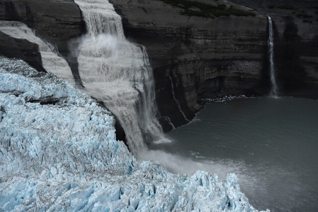 Where the Guyot Glacier meets the Gulf of Alaska