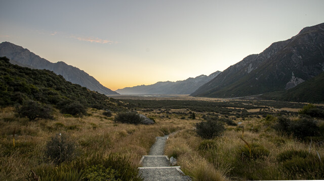 Valley Track 