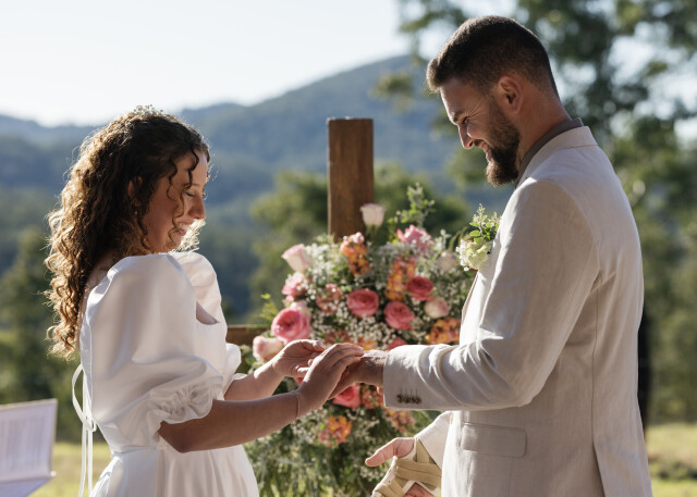 Hannah + JJ Wedding