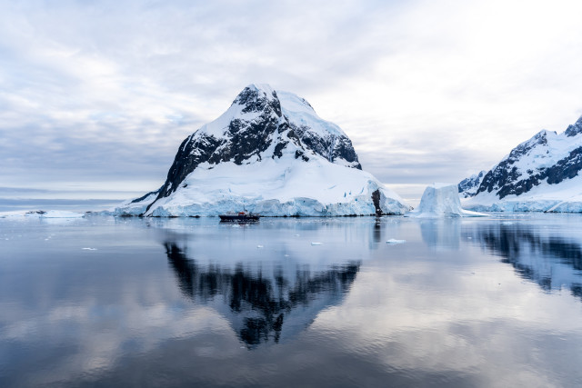 Antarctica Traffic