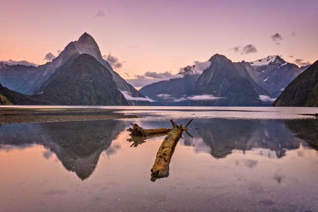 Piopiotahi/Milford Sound - Sunrise