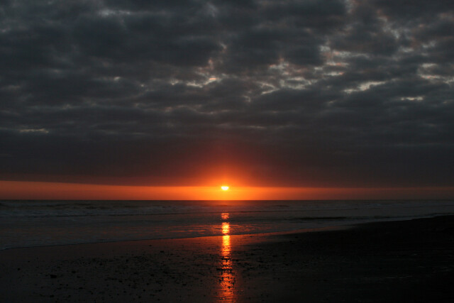 Sunset Kai Iwi Beach, Whanganui, New Zealand. 