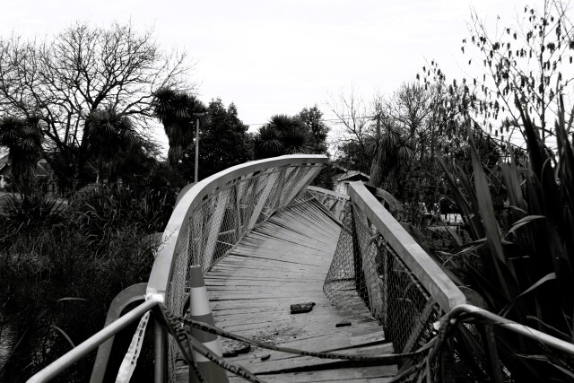 Twisted Bridge, Medway Street Footbridge, Avonside, Christchurch. 