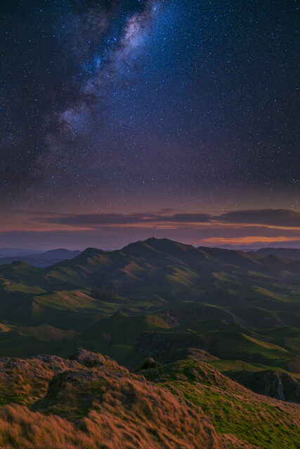 Mount Erin Milky Way at Dusk