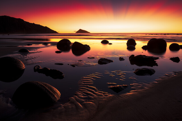 Karamea Boulders Dawn