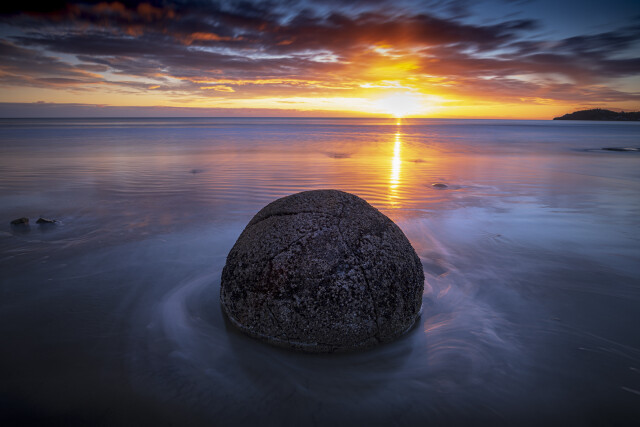 Moeraki Boulders Sunrise